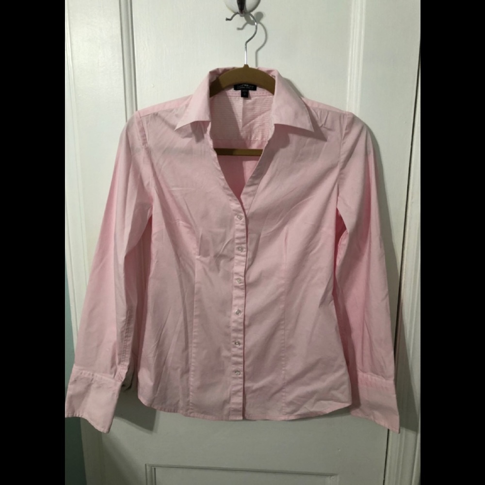 EUC pink Express blouse💕